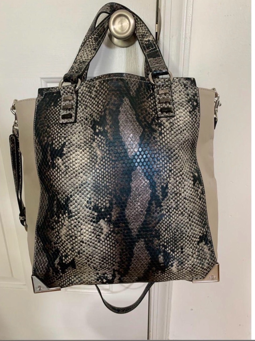 Simply Vera Vera Wang Black and Beige Snake-Print Tote